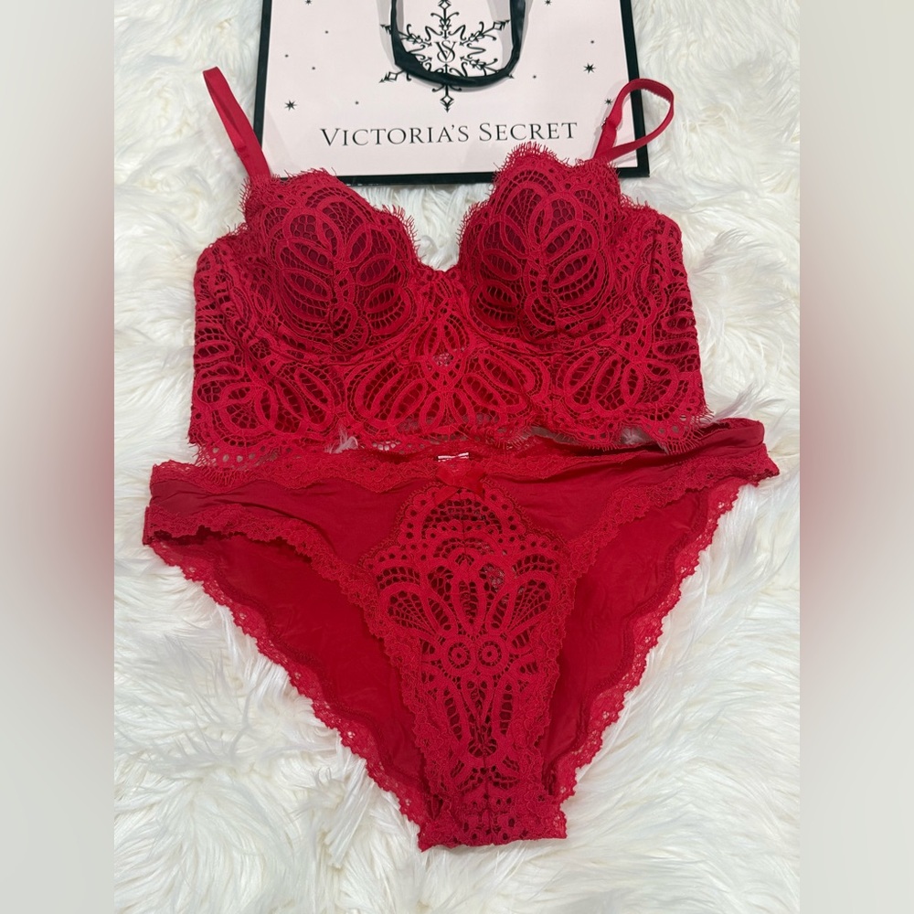 Victoria’s Secret dream angels lace corset bra/ cheekini panty set - Picture 2 of 10